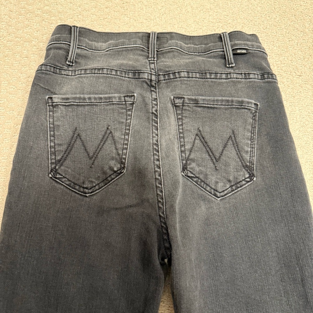 MOTHER The Hustler Ankle Fray Jeans 24 Lighting Up Lanterns Faded Black - Picture 4 of 6